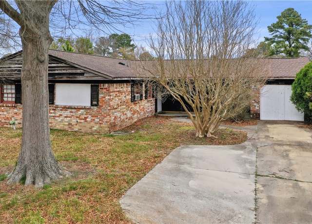 Property at 4906 Gulfstream Cir, Virginia Beach, VA 23464, 3 beds, 2 baths