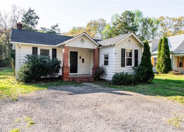 Property at 216 N James St, Ashland, VA 23005, 3 beds, 1.5 baths