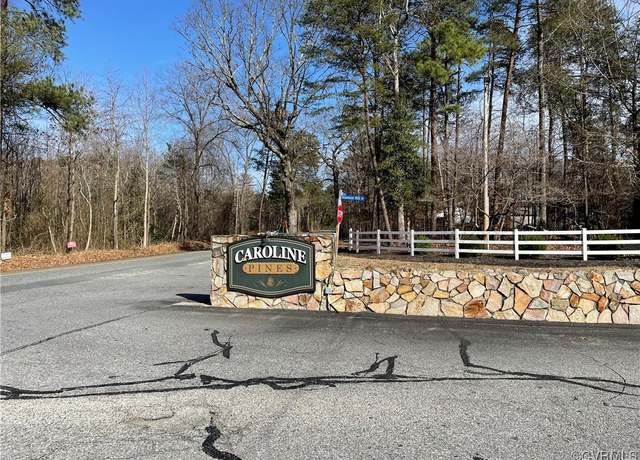 Property at 944 Oaklawn Cir, Ruther Glen, VA 22546