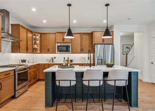 Property at 18732 Palisades Cove Trl, Moseley, VA 23120, 3 beds, 2.5 baths