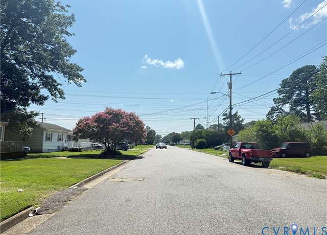 Property at 550 Greenbriar Ave, Hampton, VA 23661