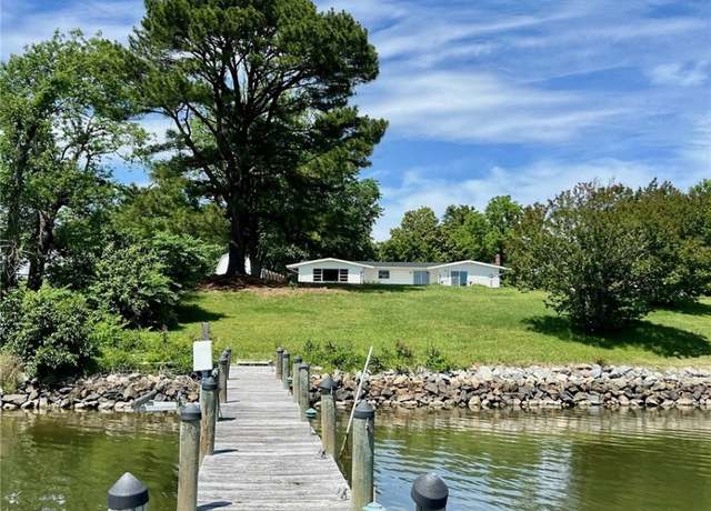 Property at 298 Cherry Orchard Ln, Montross, VA 22520, 3 beds, 2.5 baths