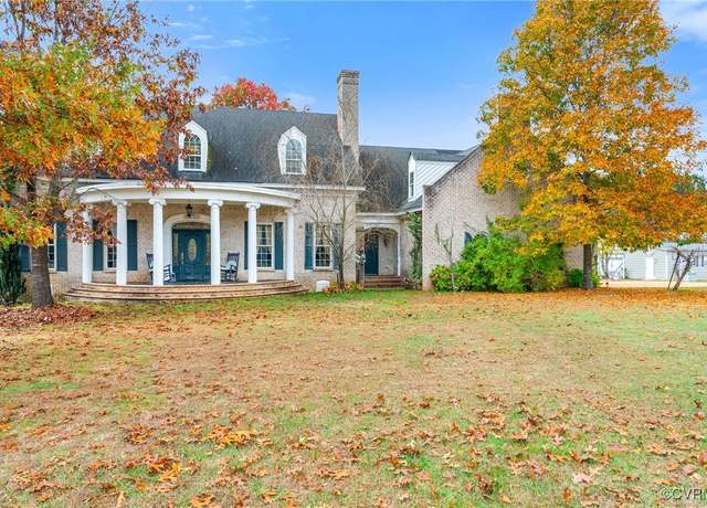 Property at 574 Old Kings Rd, Charlotte Courthouse, VA 23937, 4 beds, 3.5 baths