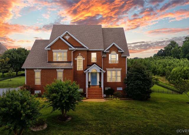 Property at 307 Sarazen Ln, Chester, VA 23836, 5 beds, 3.5 baths