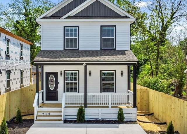 Property at 940 W Washington St, Petersburg, VA 23803, 4 beds, 3.5 baths