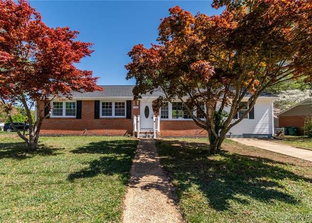 Property at 1700 Debbie Ln, Richmond, VA 23222, 4 beds, 2.5 baths