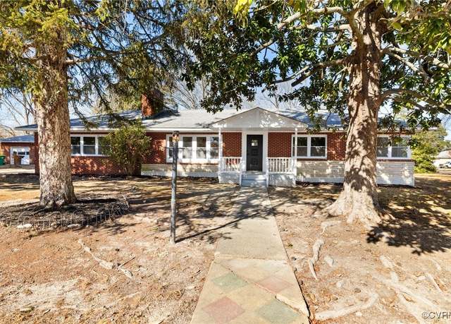 Property at 1100 North Ave, Hopewell, VA 23860, 4 beds, 2 baths