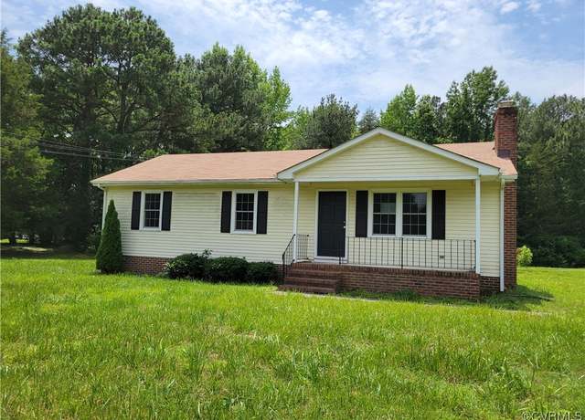 Property at 467 The Hook Rd, Warsaw, VA 22572, 3 beds, 1.5 baths