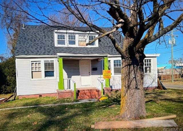 Property at 2012 Greenwood Dr, Portsmouth, VA 23702, 3 beds, 1.5 baths