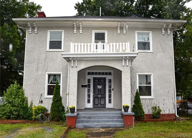 Property at 1024 W South Blvd, Petersburg, VA 23805, 4 beds, 2 baths