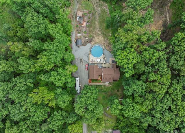 Property at 13032 Beech Creek Ln, Ashland, VA 23005, 4 beds, 3 baths