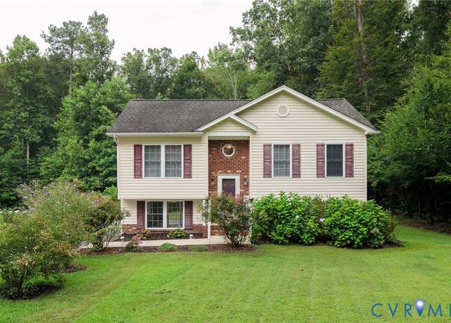 Property at 12016 Shortleaf Rd, Ruther Glen, VA 22546, 3 beds, 2 baths