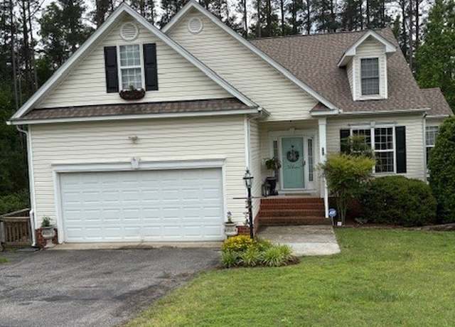 Property at 101 Cabell's Ct, Farmville, VA 23901, 4 beds, 3 baths