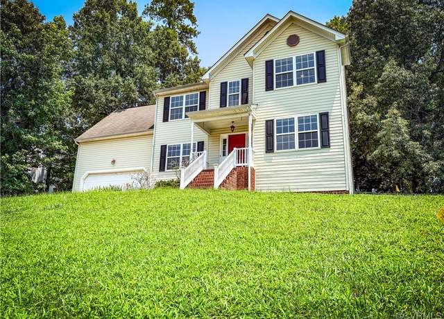 Property at 13631 Laketree Dr, Chester, VA 23831, 5 beds, 2.5 baths