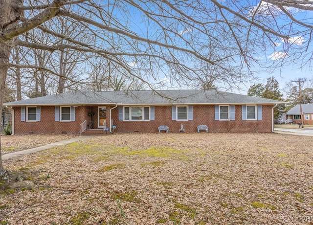 Property at 108 Pine Tree Rd, Hopewell, VA 23860, 3 beds, 2 baths