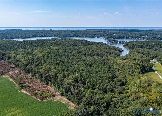Property at 2 Browns Ln, Lancaster, VA 22503