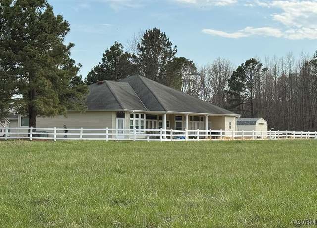 Property at 86 Starboard Ct, Heathsville, VA 22473, 4 beds, 3.5 baths