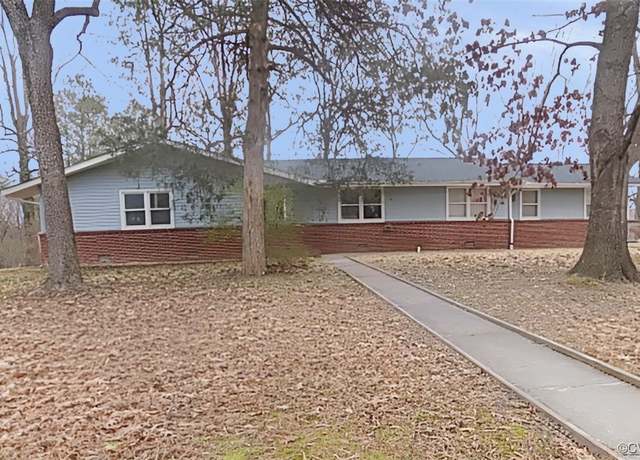 Property at 1707 Davis Ln, Hopewell, VA 23860, 4 beds, 2.5 baths