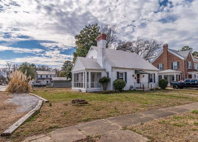 Property at 1662 Monticello St, Petersburg, VA 23805, 4 beds, 2 baths
