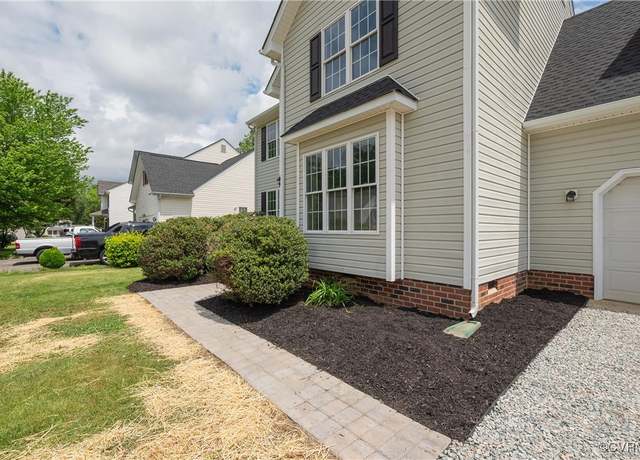 Property at 5337 Fairpines Ln, North Chesterfield, VA 23234, 4 beds, 2.5 baths