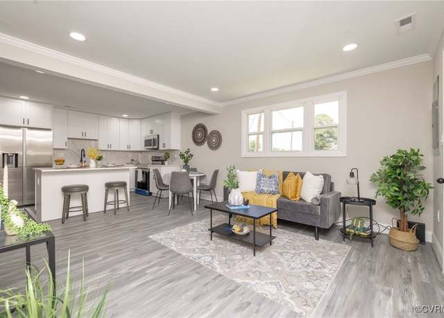 Property at 3000 Winston Churchill Dr, Hopewell, VA 23860, 4 beds, 2 baths