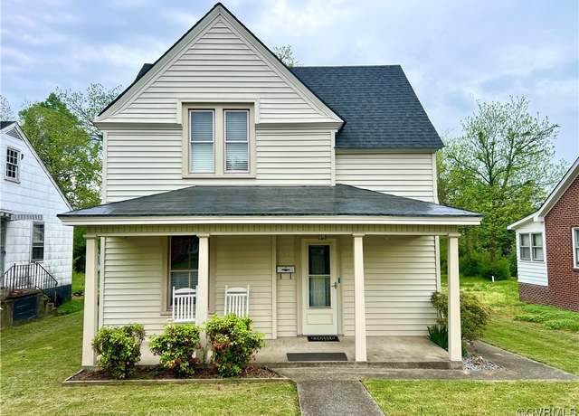 Property at 107 W Maryland Ave, Crewe, VA 23930, 3 beds, 1 bath