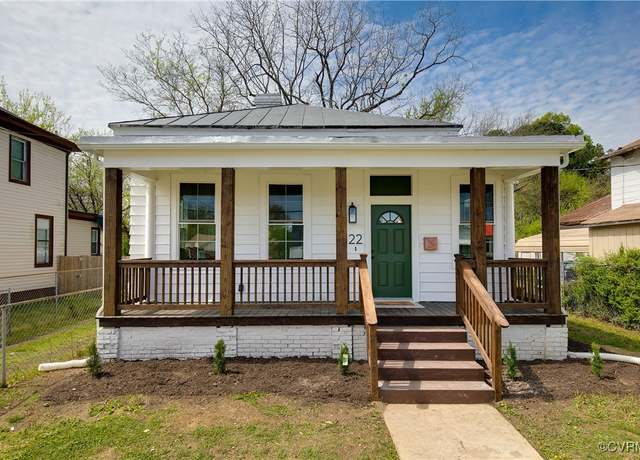 Property at 122 Elm St, Petersburg, VA 23803, 3 beds, 2 baths