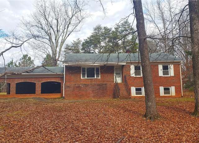 Property at 3869 Leigh Mountain Rd, Green Bay, VA 23942, 7 beds, 2 baths