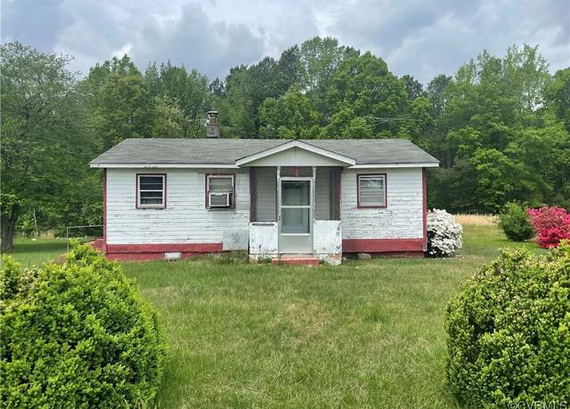 Property at 17808 Depot Rd, Mc Kenney, VA 23872, 3 beds, 1 bath
