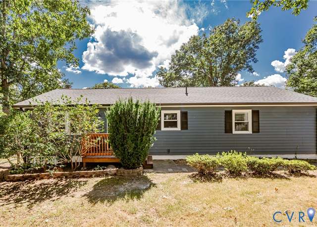 Property at 2 Hillcrest Dr, Stafford, VA 22556, 3 beds, 2 baths