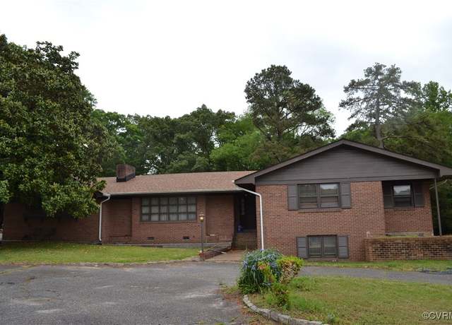 Property at 5109 W Hundred Rd, Chester, VA 23831, 4 beds, 3.5 baths