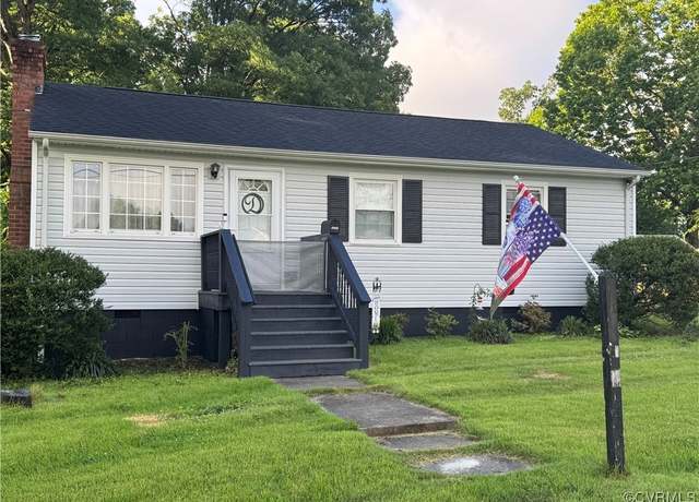 Property at 3530 Gilbert St, Hopewell, VA 23860, 3 beds, 1 bath