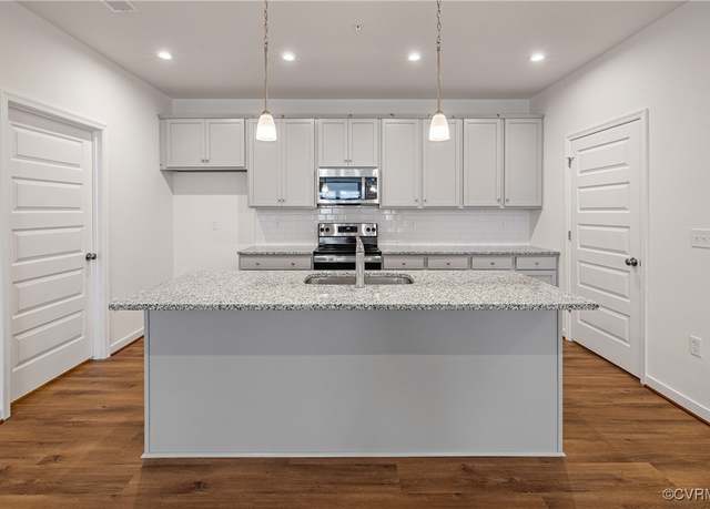 Property at 3815 Maze Runner Dr, Midlothian, VA 23112, 1 bed, 1.5 baths