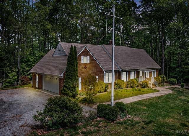 Property at 75 Lakeside Dr, Callao, VA 22435, 3 beds, 3.5 baths