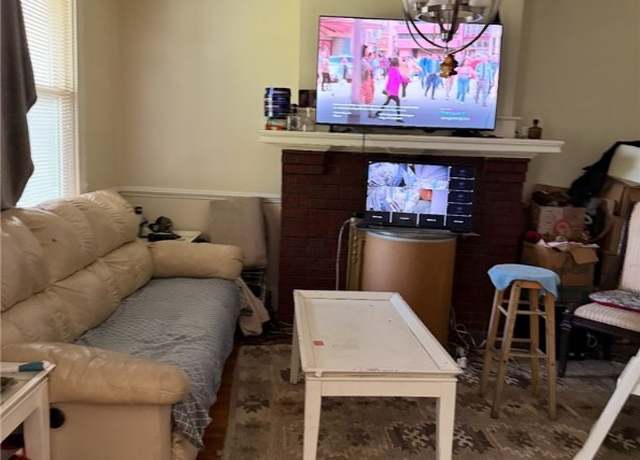 Property at 3102 4th Ave, Richmond, VA 23222, 3 beds, 2 baths