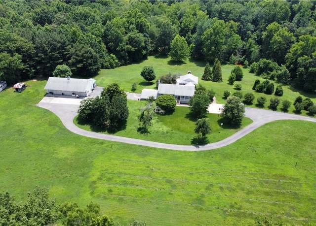 Property at 11001 Old Church Rd, New Kent, VA 23124, 3 beds, 3 baths