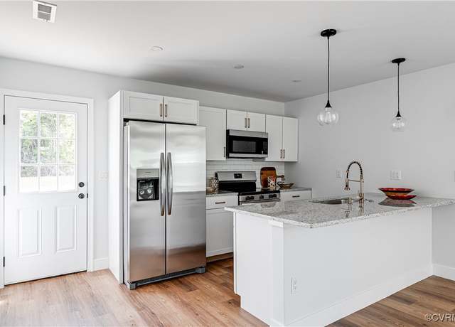 Property at 25608 Surry Ave, Dinwiddie, VA 23803, 3 beds, 2 baths