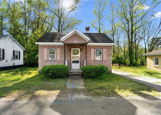 Property at 104 South St, Wakefield, VA 23888, 2 beds, 1 bath
