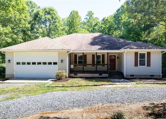 Property at 1305 Eastham Rd, Bumpass, VA 23024, 3 beds, 2 baths