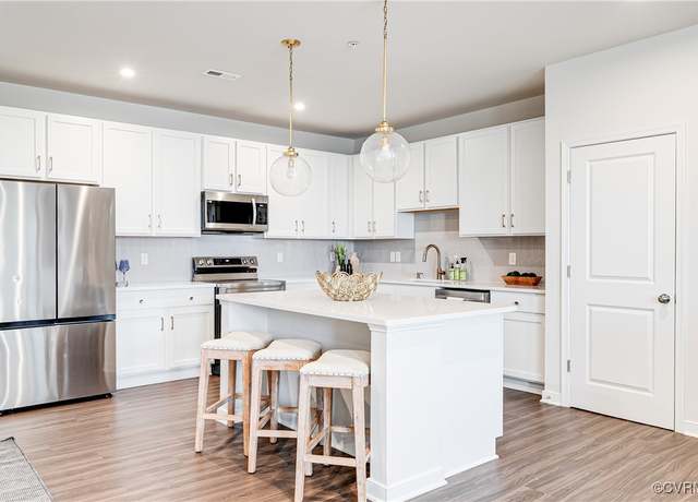 Property at 1900 Roseneath Rd Unit 9A, Richmond, VA 23230, 4 beds, 3 baths