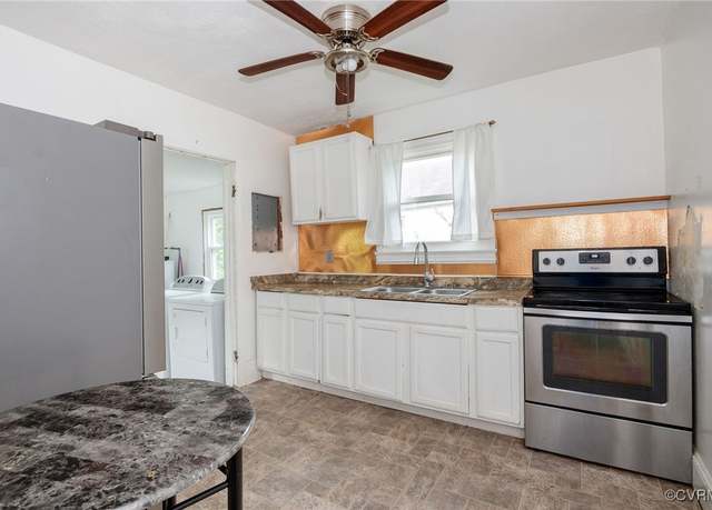 Property at 1227 Hilton Pl, Petersburg, VA 23803, 2 beds, 1 bath