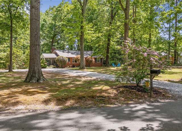 Property at 8641 Mccaw Dr, North Chesterfield, VA 23235, 3 beds, 2 baths
