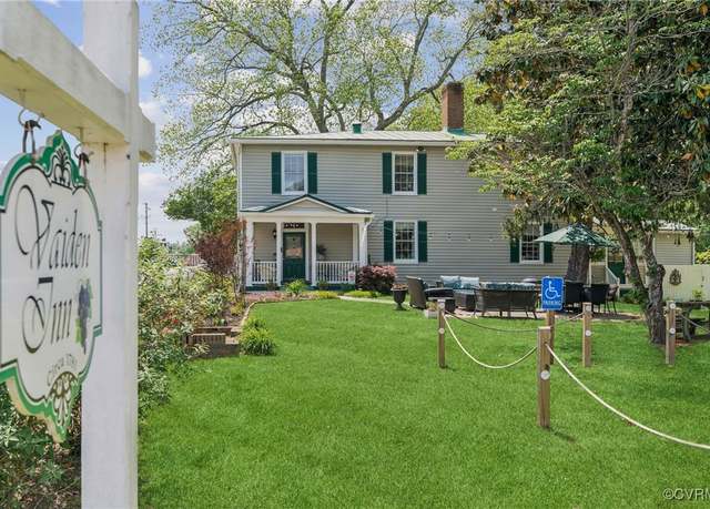 Property at 11920 New Kent Hwy, New Kent, VA 23124, 6 beds, 5 baths