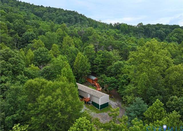 Property at 2593 Mountain Valley Rd, Vinton, VA 24179, 3 beds, 2 baths