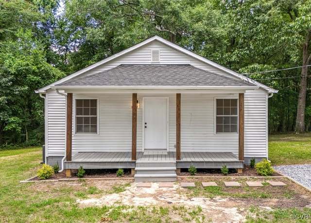 Property at 25504 Brunswick Ave, Petersburg, VA 23803, 3 beds, 1 bath