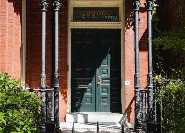 Property at 2200 E Grace St, Richmond, VA 23223, 6 beds, 4 baths