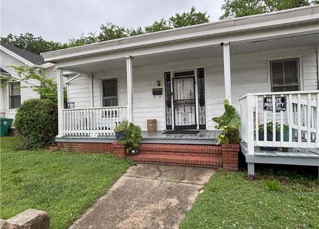 Property at 1127 W Washington St, Petersburg, VA 23803, 2 beds, 1 bath