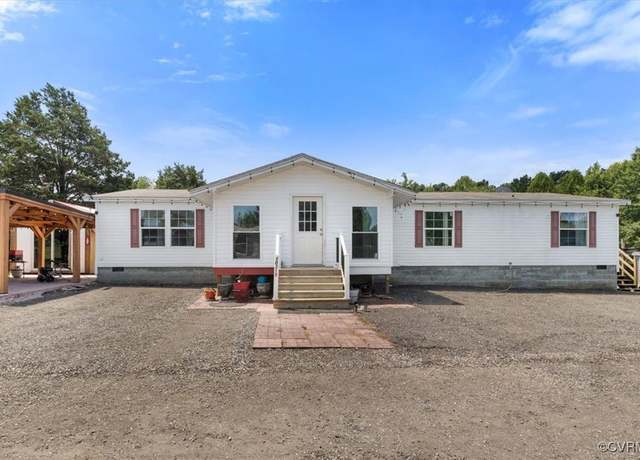 Property at 10215 Peachtree Ln, Amelia Court House, VA 23002, 3 beds, 2 baths