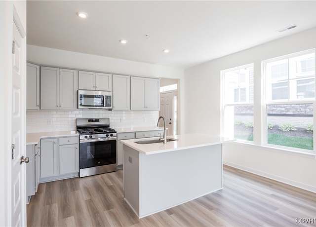 Property at 12413 Wescott Ave, Midlothian, VA 23112, 3 beds, 2.5 baths