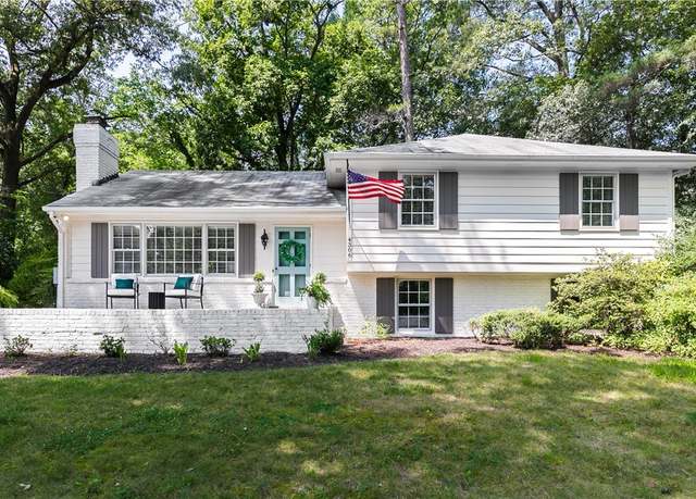 Property at 4306 Wyncliff Dr, Richmond, VA 23235, 3 beds, 2 baths